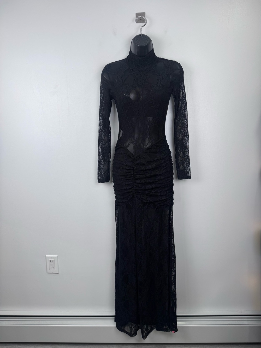 Nightcap Women Mock‎ Neck Drop Waist Lace Black Maxi Dress Size XS